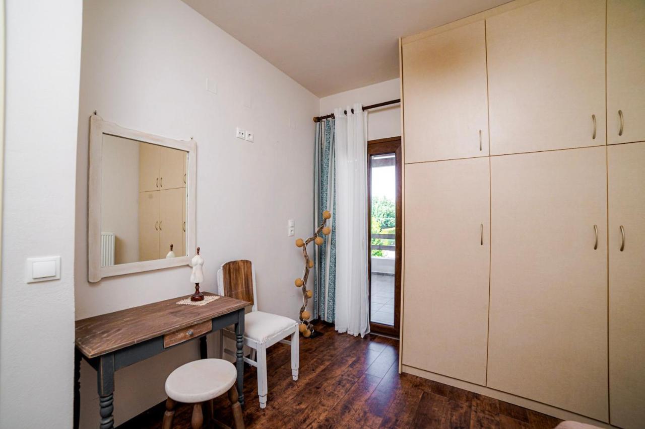 Country House With View Kato Kalesia Esterno foto
